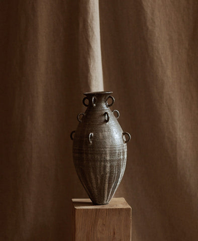 Vase Warrior Series de Han Chiao