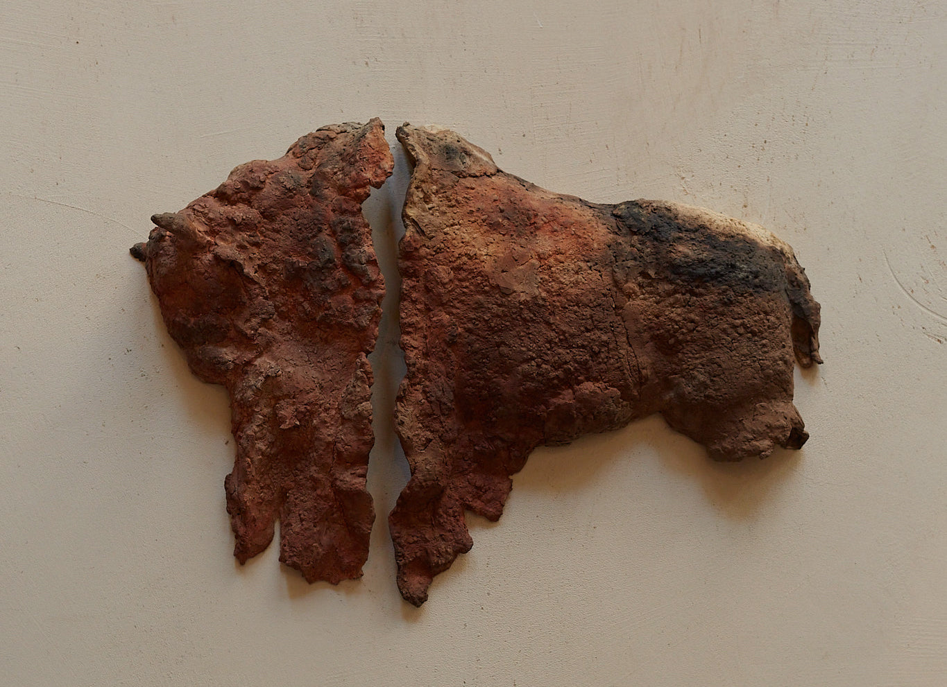 Two-part wall bison by Ule Ewelt 