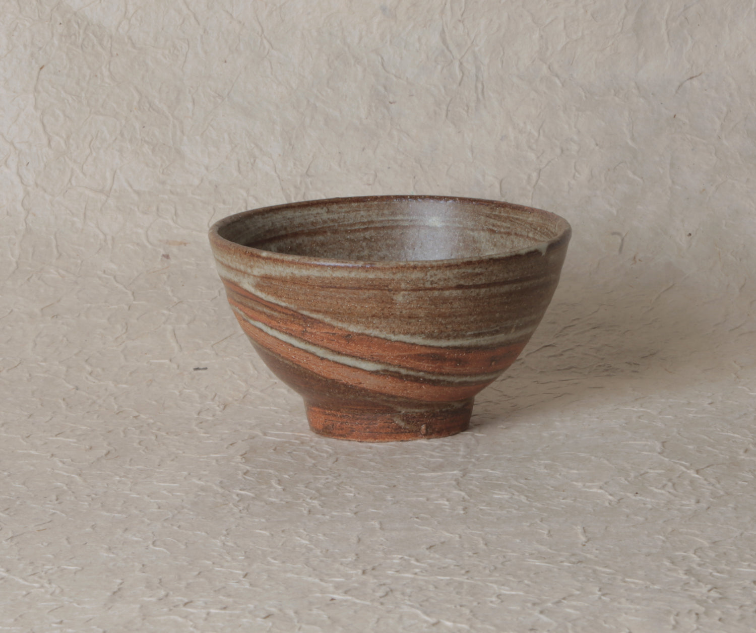 Stoneware bowls by Marie Lautrou