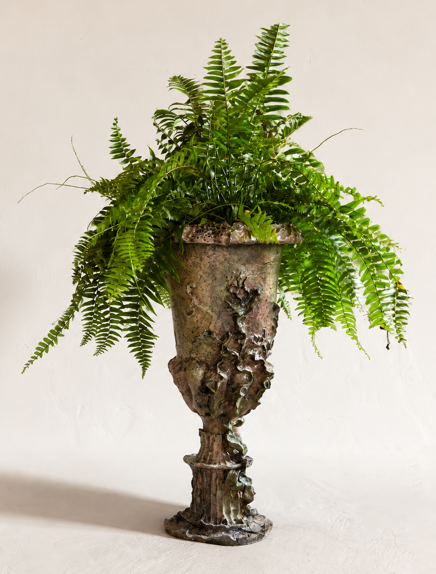 Grand vase Médicis de Bella hunt & Dante Di Calce
